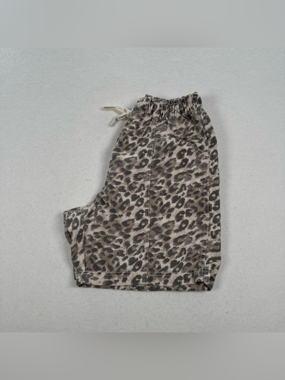 Aerie Elastic Waist Drawstring Jorts Cake Batter Women M Leopard Pull On Shorts - Picture 9 of 9